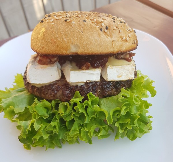 Lyon Burger